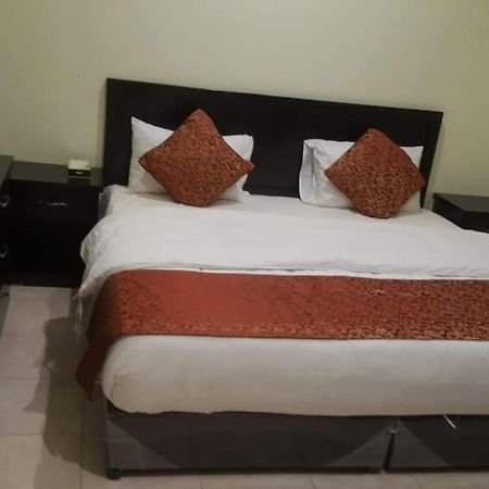 Al Eairy Apartments- Jazan 1 Luaran gambar